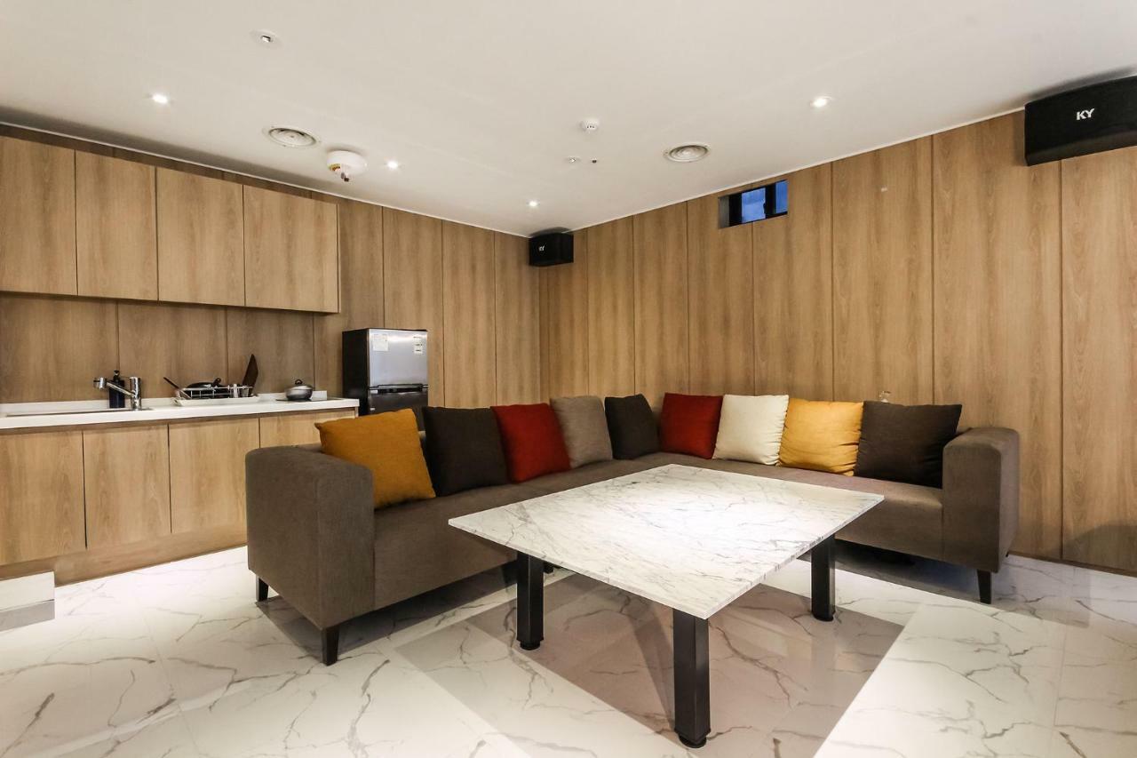 Biennale Hotel Gwangju Metropolitan City Екстериор снимка