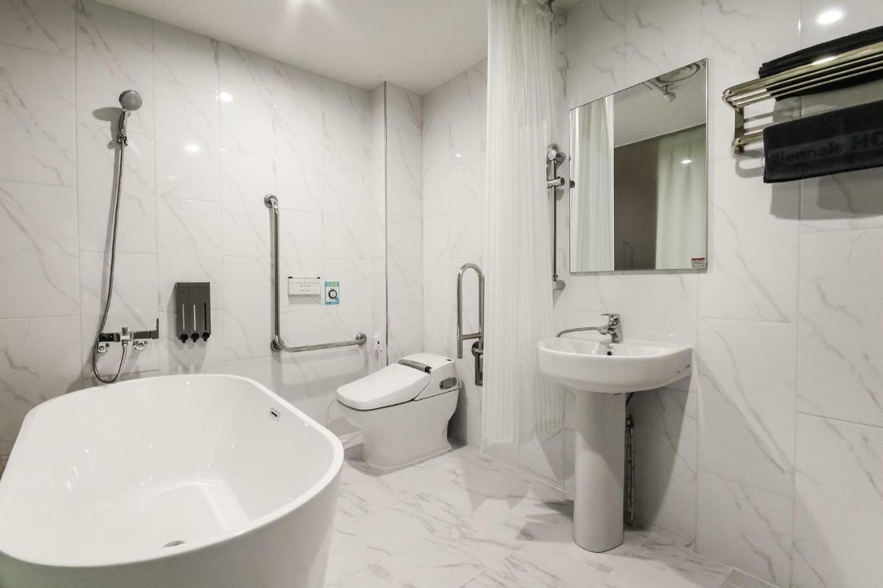 Biennale Hotel Gwangju Metropolitan City Екстериор снимка